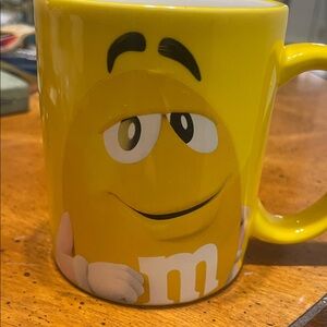 M&M'S Cheerful Yellow Mug